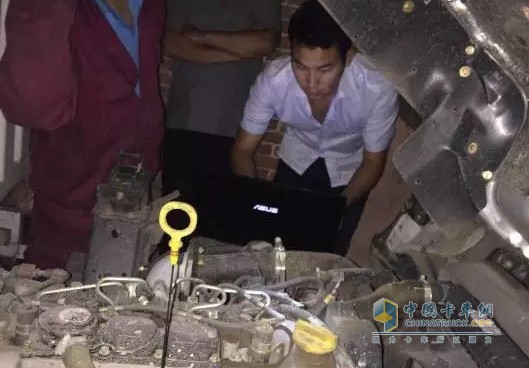 云內(nèi)技術(shù)人員及時(shí)處理故障